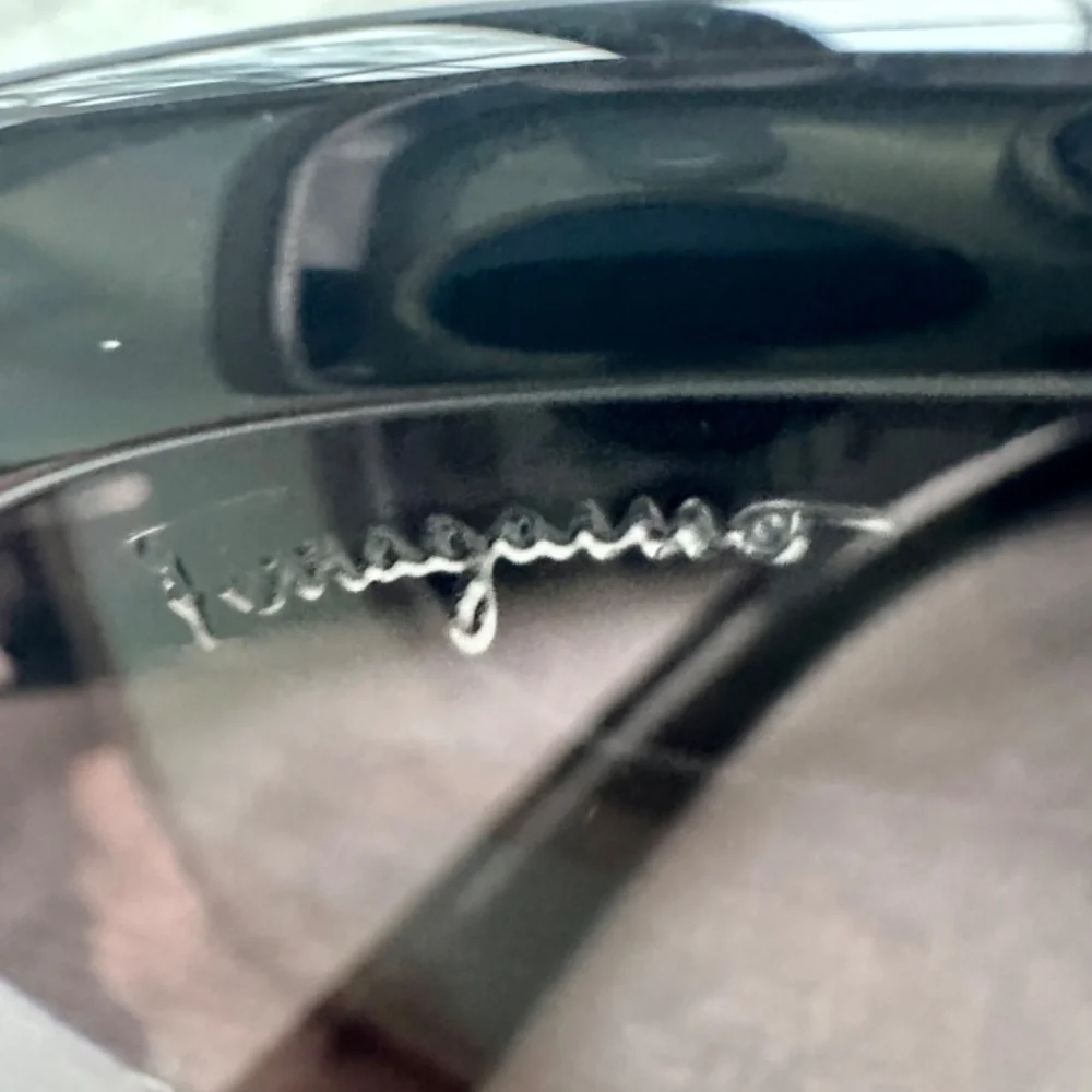 Salvatore Ferragamo Designer Sunglasses - Picture 4 of 6